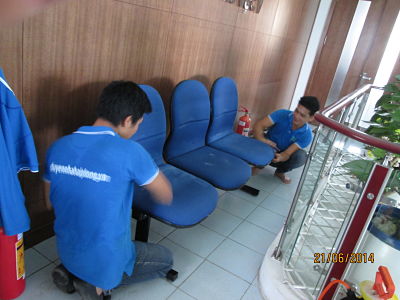 Giặt thảm, ghế văn phòng